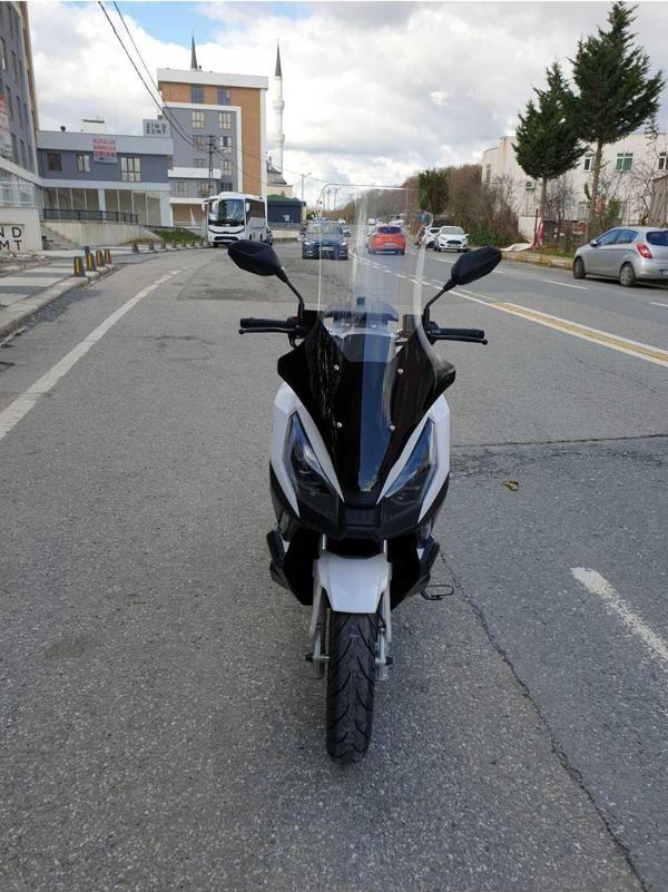 Volta Apec Apx7 Siperlik Ön Cam 2024 Model 78cm şeffaf Renkli 4mm UZUN CAM - Image 1
