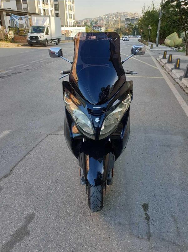 Suzuki Burgman 400 K7 Siperlik Ön Cam 2007 2015 Model 70cm Siyah Renkli 4mm - Image 1