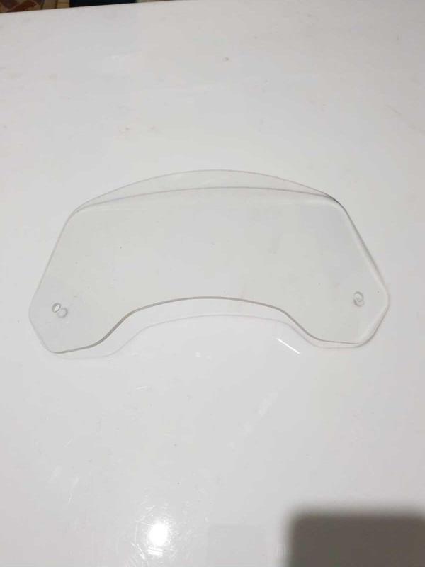 Rüzgar Saptırıcı Deflektör Camı 1 Delikli 32x12cm Şeffaf Renkli (SADECE CAM GÖNDERİLİR) - Image 1
