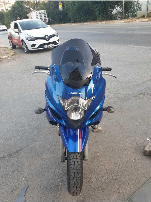 Suzuki GSX 650 F Siperlik Ön Cam 2008 2012 Model 40cm Siyah Renkli 4mm - Image 1