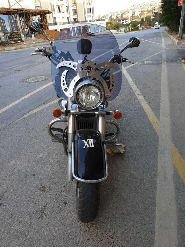 Suzuki V-VL-C Siperlik Ön Cam 2001-2013 Model 61cm Açıkfüme Renkli 4mm APARAT GÖNDERİLMEYECEK - Image 1