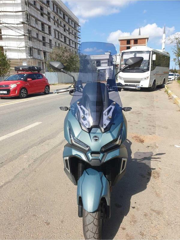 Sym Adx 125 Siperlik Ön Cam 2023 2024 Model 70cm Açıkfüme Renkli 4mm - Image 1