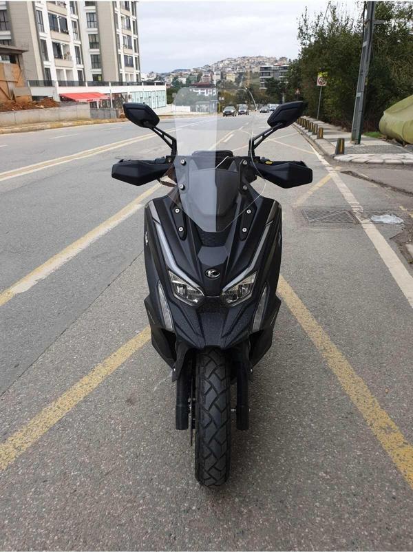 Kymco DTX 250 Siperlik Ön Cam 2024 Model 55cm şeffaf Renkli 4mm Elcik Model - Image 1