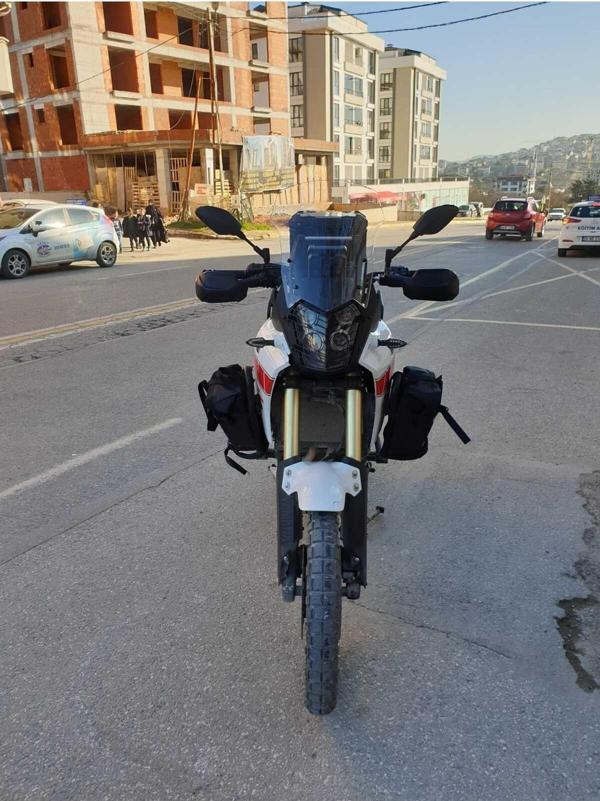 Yamaha Tenere Rall 700 Siperlik Ön Cam 2019 2023 Model 39cm Şeffaf Renkli 4mm - Image 1