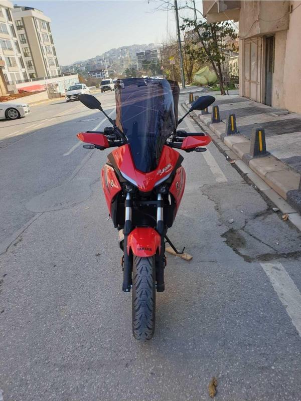 Yamaha Tracer 700 Siperlik Ön Cam 2022 2024 Model 59cm Siyah Renkli 4mm - Image 1
