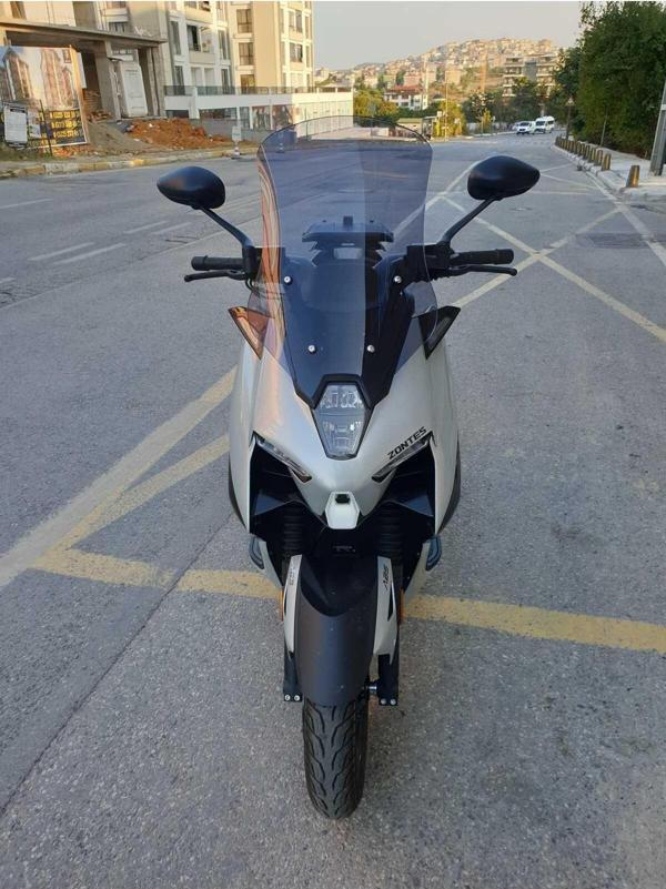 Zontes ZT 125 Siperlik Ön Cam 2024 Model 55cm Açıkfüme Renkli 4mm KISA SPOR CAM - Image 1