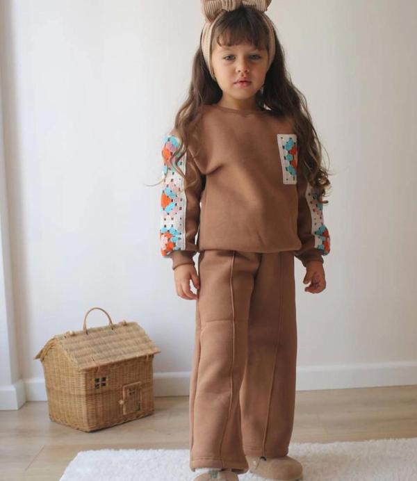 MOTİFLİ KIZ TAKIM - Image 1