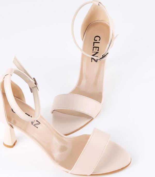 Kadın Stiletto Bantlı Bilekten Tokalı Topuklu Ayakkabı TS1138 - Image 1