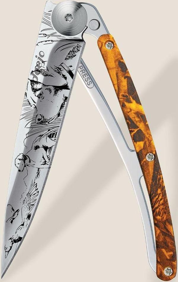 Deejo 37g, Orange Camo / On the Lookout Çakı - Image 1