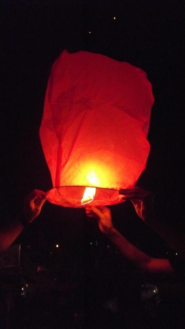 10 Adet Dilek Feneri/Düğün,Nişan Özel Gün İçin Kolay Açılabilen Mumlu Gece Gökyüzü Uçan Dilek Balonu - Image 1