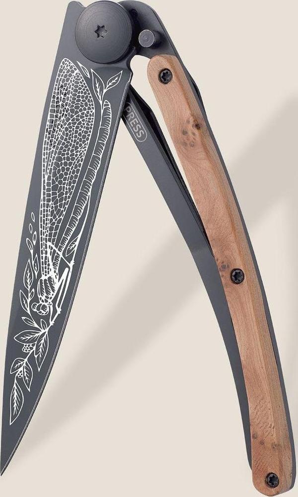 Deejo 37g, Juniper Wood / Dragonfly - Image 1
