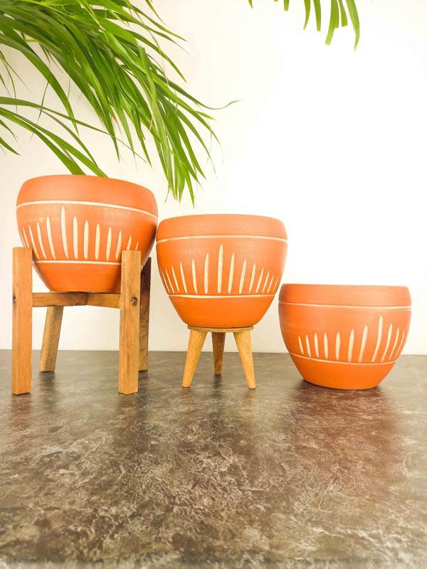 Bitki Tasarımı  Dik Çizgi Desenli Terrakota Toprak Saksı Saksılık Salon Çiçeklik Üçlü Set - 15 Cm - Image 1