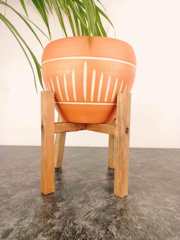 Bitki Tasarımı Dik Çizgi Desenli Terrakota Toprak Saksı Saksılık Salon Çiçeklik 4 Ayaklı - 15 Cm - Image 1
