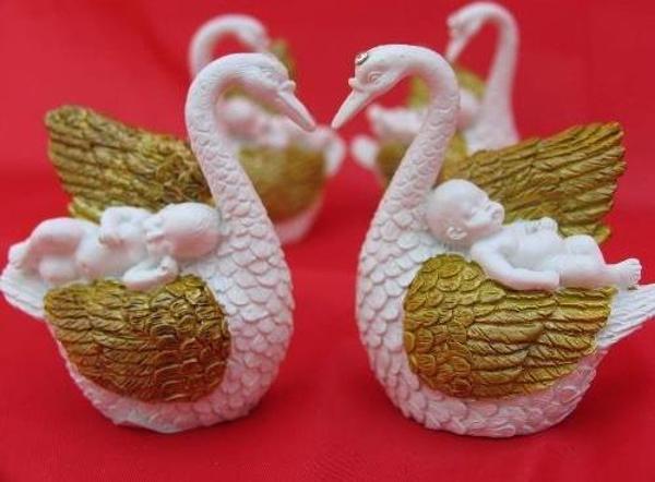 QQC 4LÜ BEBEK VE KUĞU 6,5X3,5X7 CM   Dekoratif Hediyelik Ev Ofis Aksesuarı - Image 1