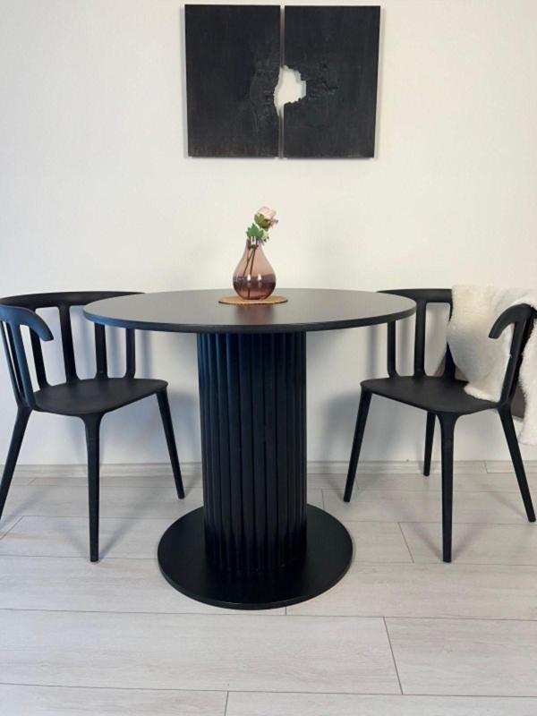 woodywood 90 Cm Özel Tasarım Orta Geniş Sutun Komple Siyah Yemek Masası - Image 1