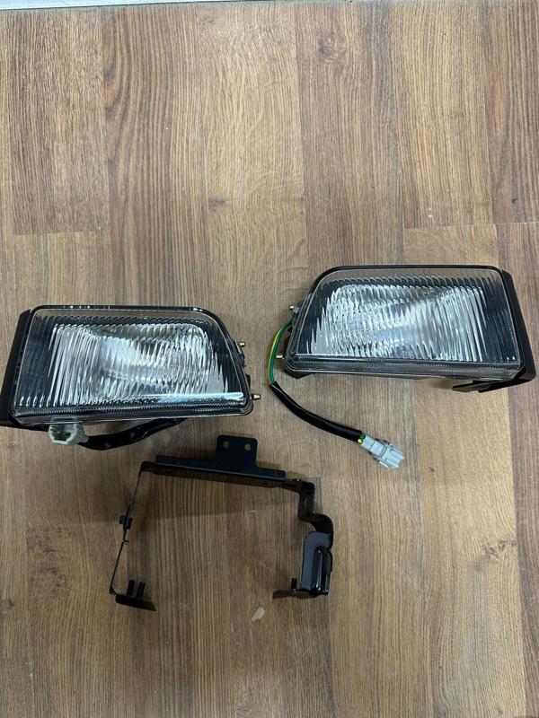 Nissan Maxıma Sağ Sol Sis Lambası Ayakla Birlikte 1995-1999 - Image 1