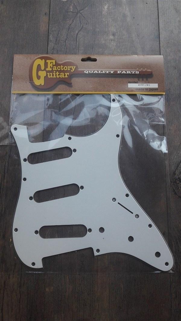 Domo STP-1W3 Beyaz SSS Strat Pickguard - Image 1
