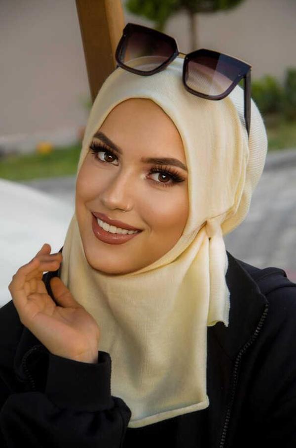 Krem Kışlık Spor Bone Hijab - Image 1