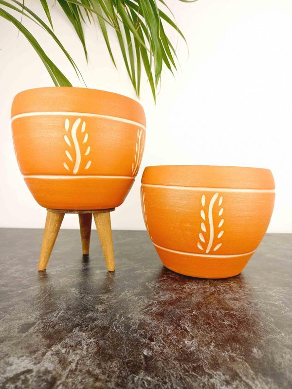 Bitki Tasarımı Nakış Desenli Terrakota Toprak Saksı Saksılık Salon Çiçeklik İkili Set Ayaksız - 3 Ayaklı- 15 Cm - Image 1
