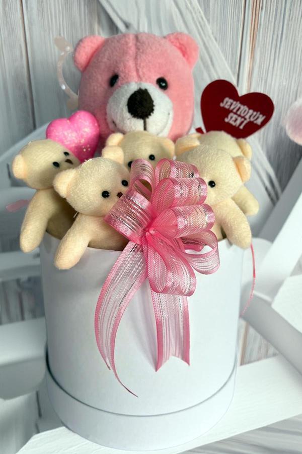 Premium Özel Hediye Kutusunda  25 cm Pembe Ayıcık ve  5 adet Krem Peluş Minik Ayıcık Buketi - Image 1