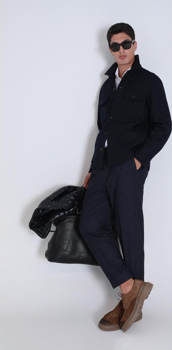 Lufian Erkek Barena Basic Slim Fit Gömlek 112010666 Lacivert - Image 1