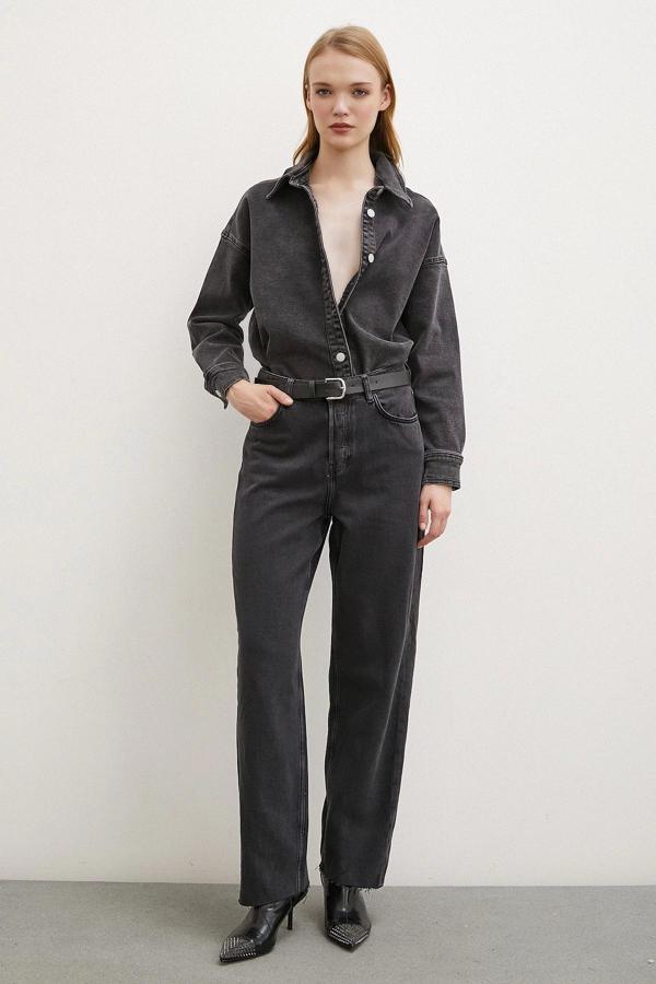 Yüksek Bel Kesik Paça Mom Jean Siyah - Image 1