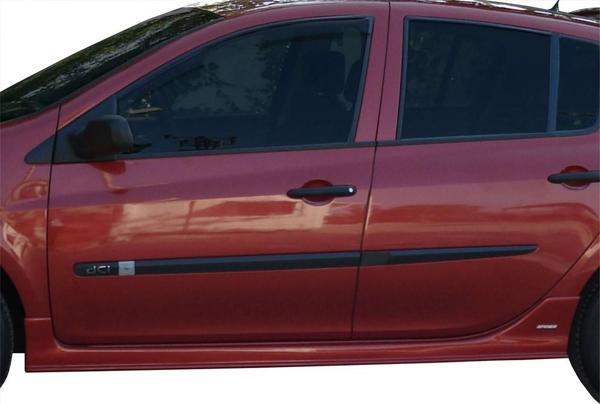 Renault Clio 3 Marşpiyel 2 Prç Fiber 2005-2012 - Image 1