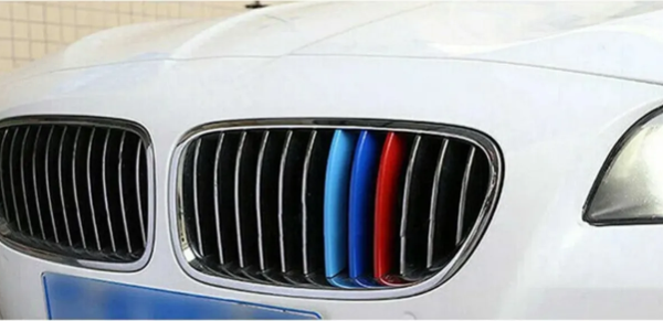 Bmw F18 2011-2013 Uyumlu 3M Ön Panjur Böbrek Klips - Image 1