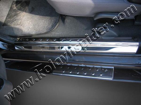 Isuzu D-Max 1 Kapı Eşiği 4 Prç Krom 2003-2011 - Image 1