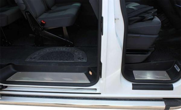 VW Multivan T5.5 Kapı Eşiği 3 Prç Krom 2010 ve Sonrası - Image 1