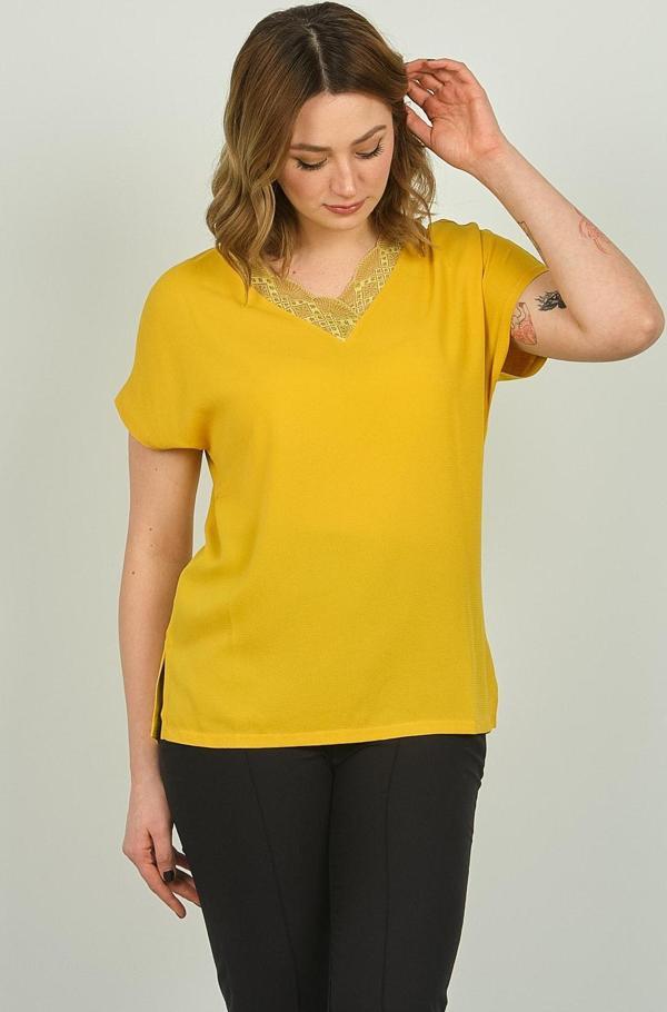 Ella Camelia Kadın Yakası Dantel Detaylı Bluz 20E020 Hardal - Image 1