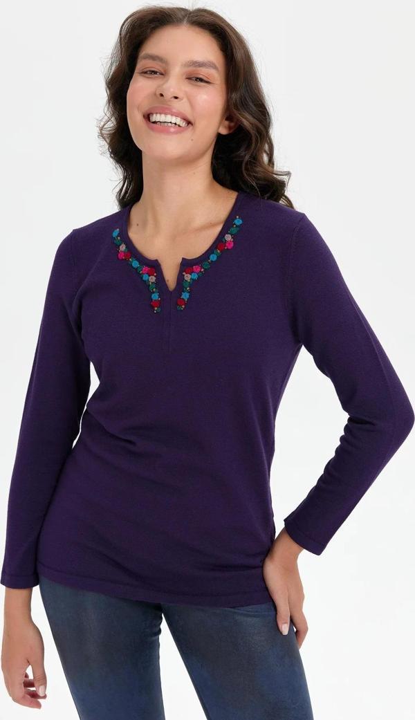 Desen Triko Kadın Yakası Renkli Çiçek İşlemeli Bluz 24091 K.Mor - Image 1