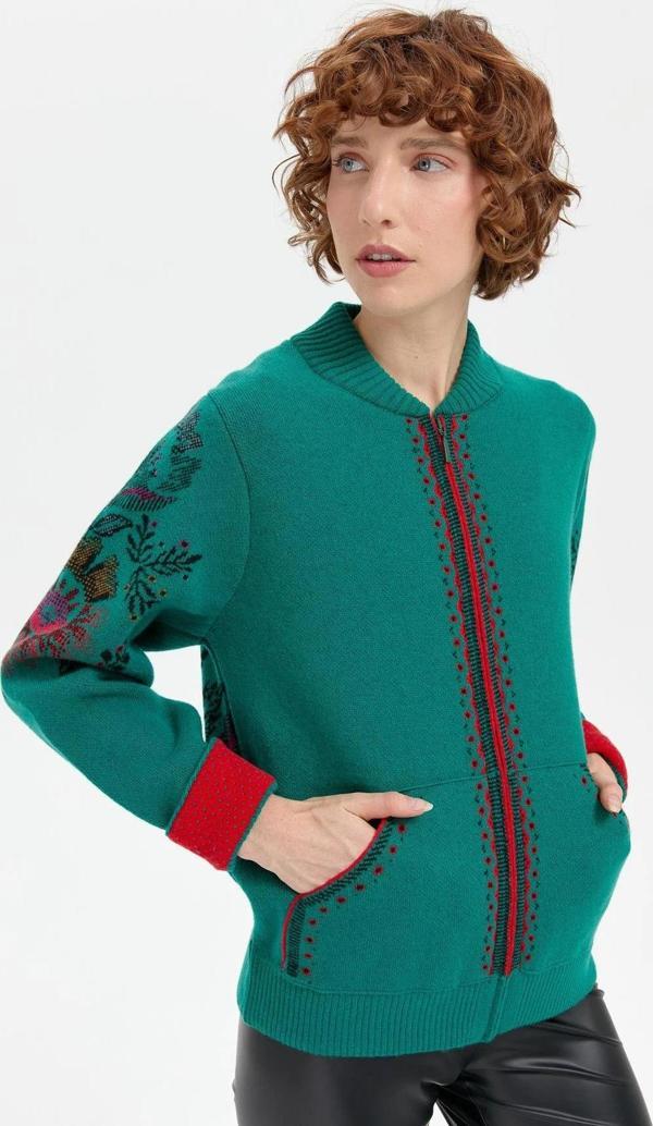 Desen Triko Kadın Hakim Yaka Arkası ve Kolu Çiçek Desenli Yün Ceket 24049 A.Ö. Başı - Image 1