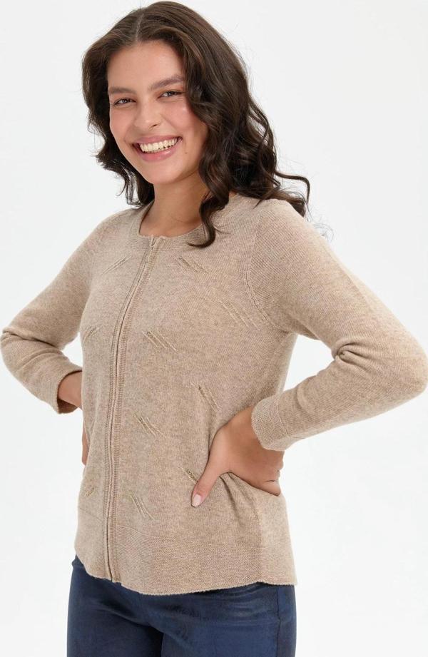 Desen Triko Kadın Sıfır Yaka Dikişsiz Önü Taşlı Fermuarlı Yün Hırka 24216 K. Bej - Image 1