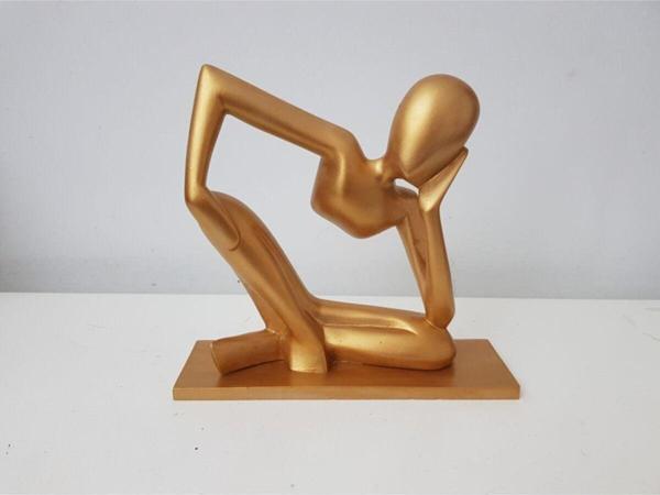 Arose Ab Ev Dekorasyon Modern Soyut Eli Başında Yatan Kadın Heykel Figür Ev Ofis Dekoru - Image 1