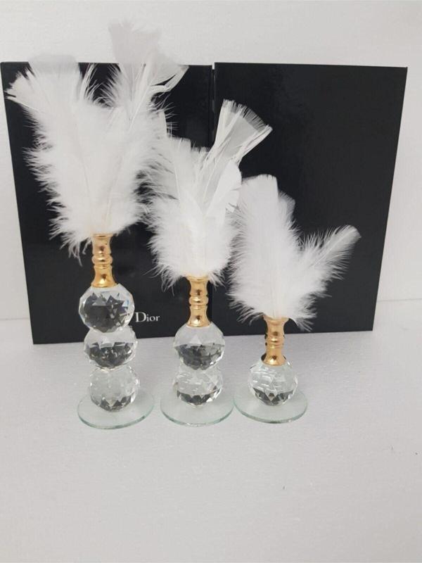 Arose Ab Ev Dekorasyon Üçlü Beyaz Tüy Dekor Gold Renk Ağızlık - Image 1