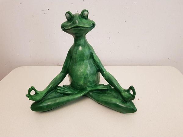 Arose Yoga Yapan Kurbağa Biblo Dekor - Image 1