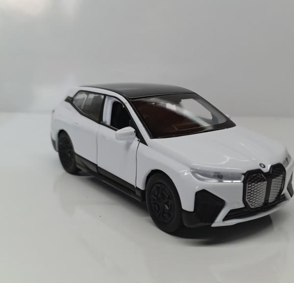 Dianomi welly 1:32 ölçek BMW İX // ÇEK-BIRAK 12 CM METAL ARABA - Image 1