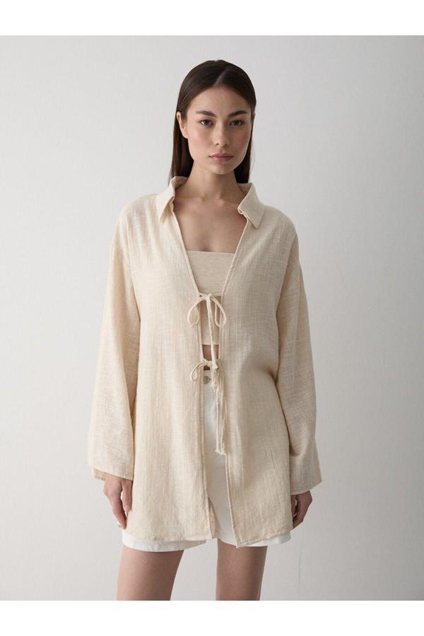 Laluvia Taş Rengi %100 Keten Bağcık Detaylı Kimono Bluz - Image 1
