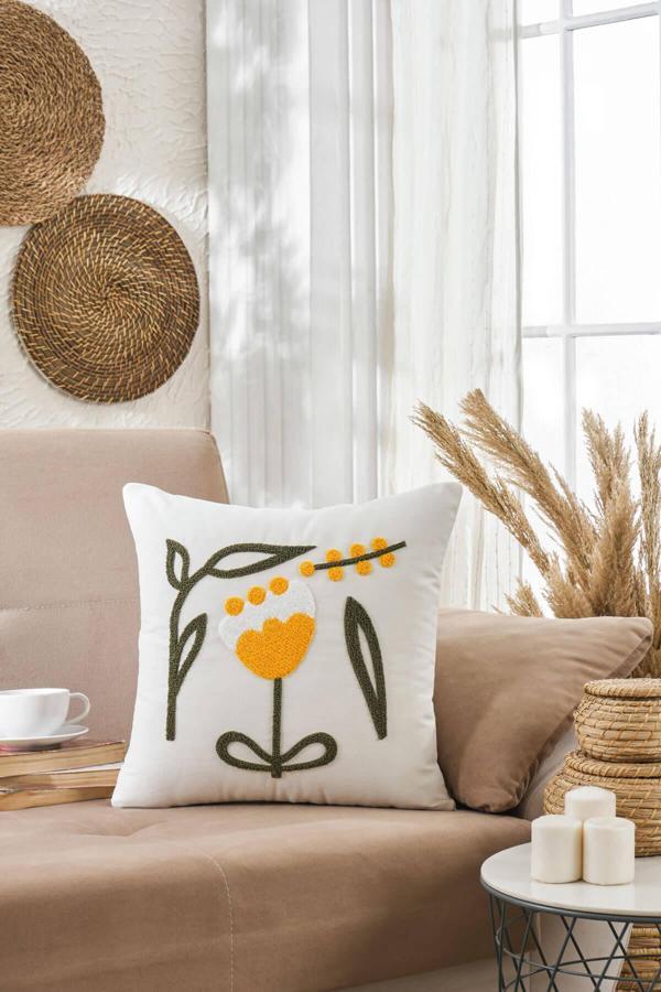 Mira Home Dekoratif Punch Sarı Lale Nakışlı Kırlent Kılıfı - Image 1