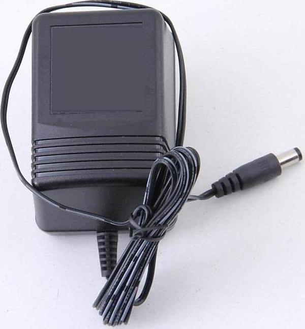 Digitech  Ac Adaptör 9 volt 1.3 amper - Image 1