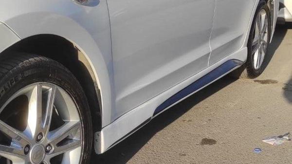 Hyundai Elantra Uyumlu Yan Marşpiyel -2016 - Image 1