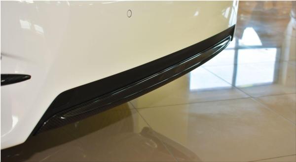 Honda Civic Uyumlu Fc5 2016-2020 Arka Tampon Alt Çıta Karbon - Image 1