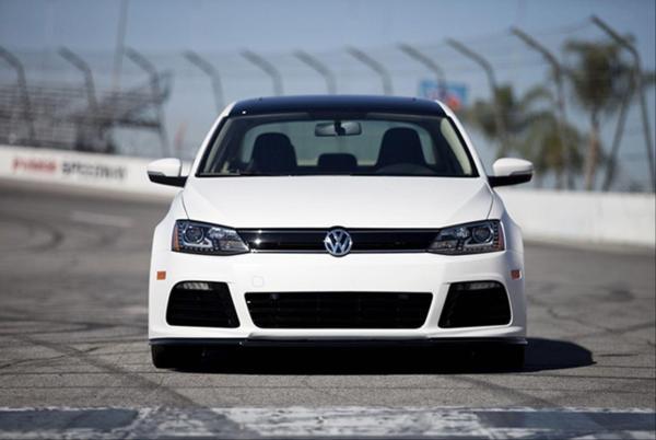 Jetta 2012-2015 Uyumlu İçin ''R'' Ön Tampon Panjur Parça - Image 1