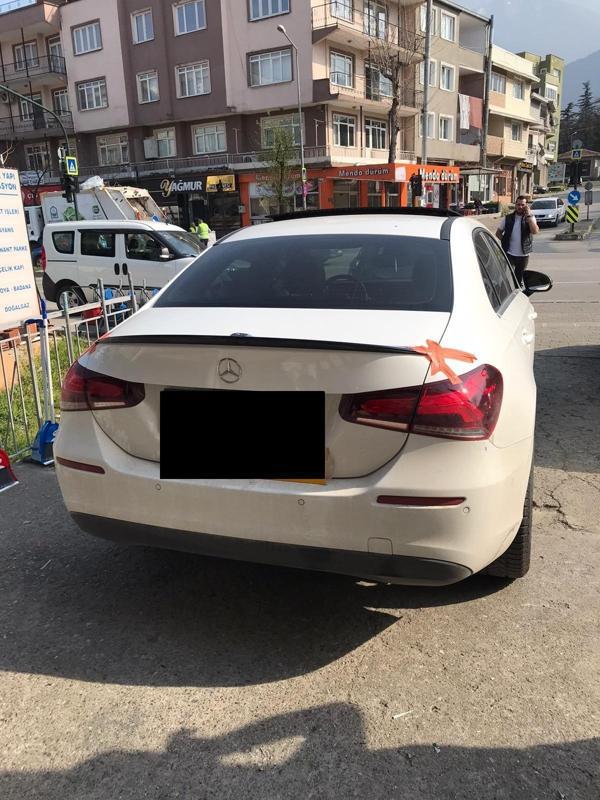 Mercedes A Uyumlu 180 Sedan Boyalı Spoiler - Image 1
