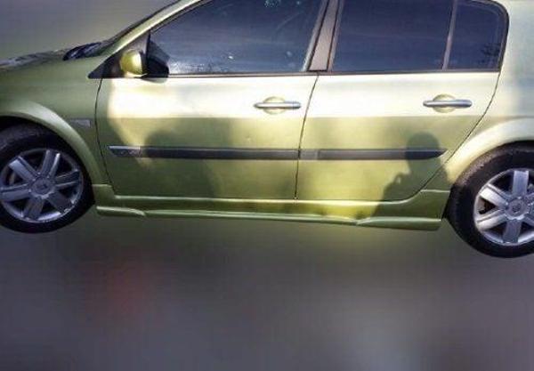 Renault Megane Uyumlu 2 Hatchback & Sedan Yan Marşpiyel Boyalı - Image 1