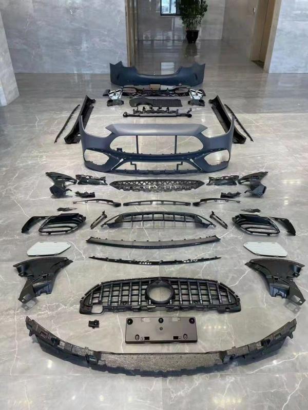 W206 C Serisi İçin C63 Görünüm Body Kıt - Image 1