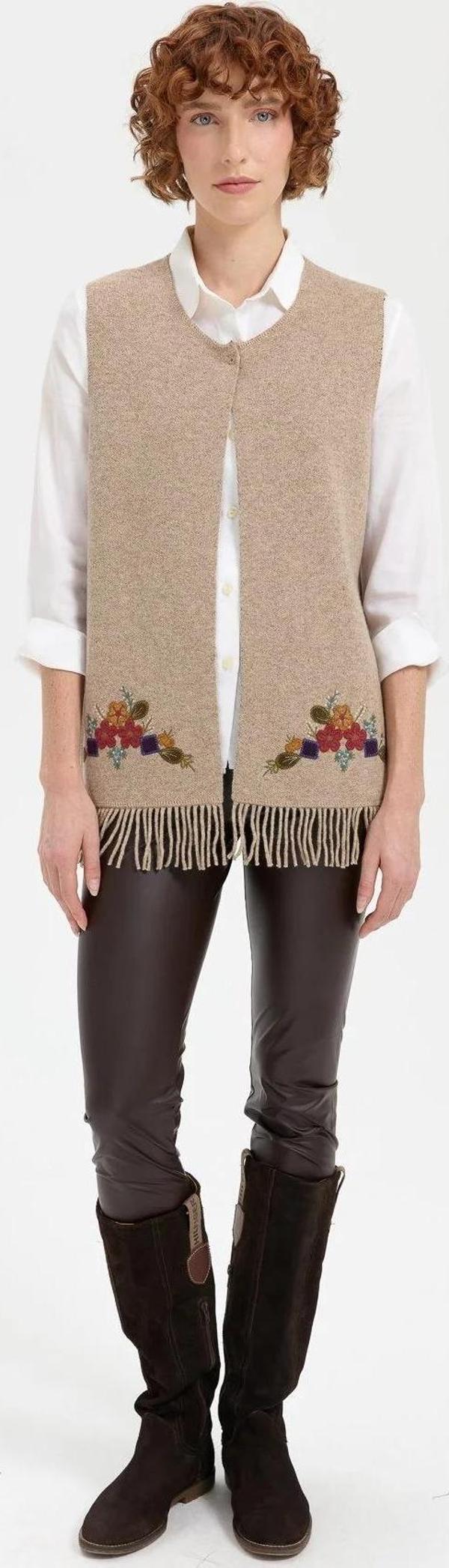 Desen Triko Eteği İşlemeli Kısa Püsküllü Sıfır Yaka Kadın Yelek 24010 - Image 1