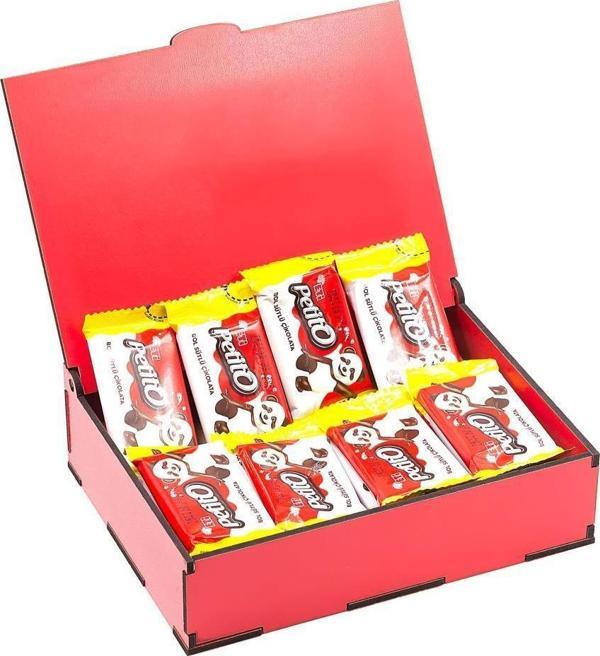 Sevgililer Gününe Özel Kırmızı Ahşap Hediye Kutusunda 24 Adet Petito - Image 1