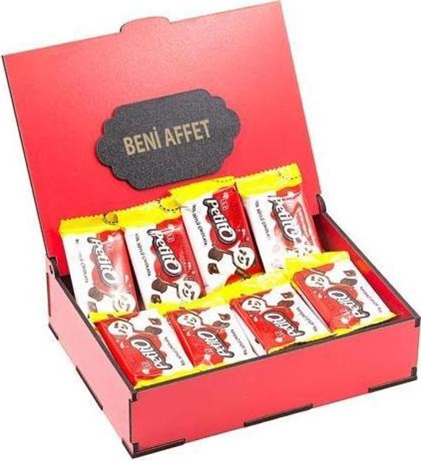 Sevgililer Gününe Özel Kırmızı Ahşap Hediye Kutusunda 24 Adet Petito ( Beni Affet Yazılı ) - Image 1